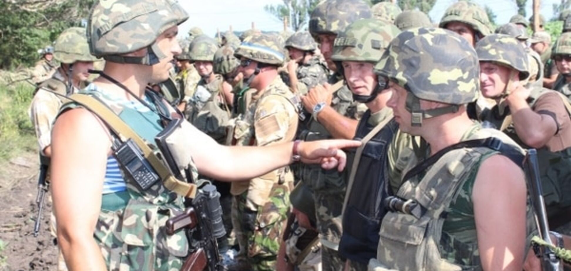 'У меня не было клеток или ям': полковник рассказал, как в зоне АТО 'лечат' пьяниц