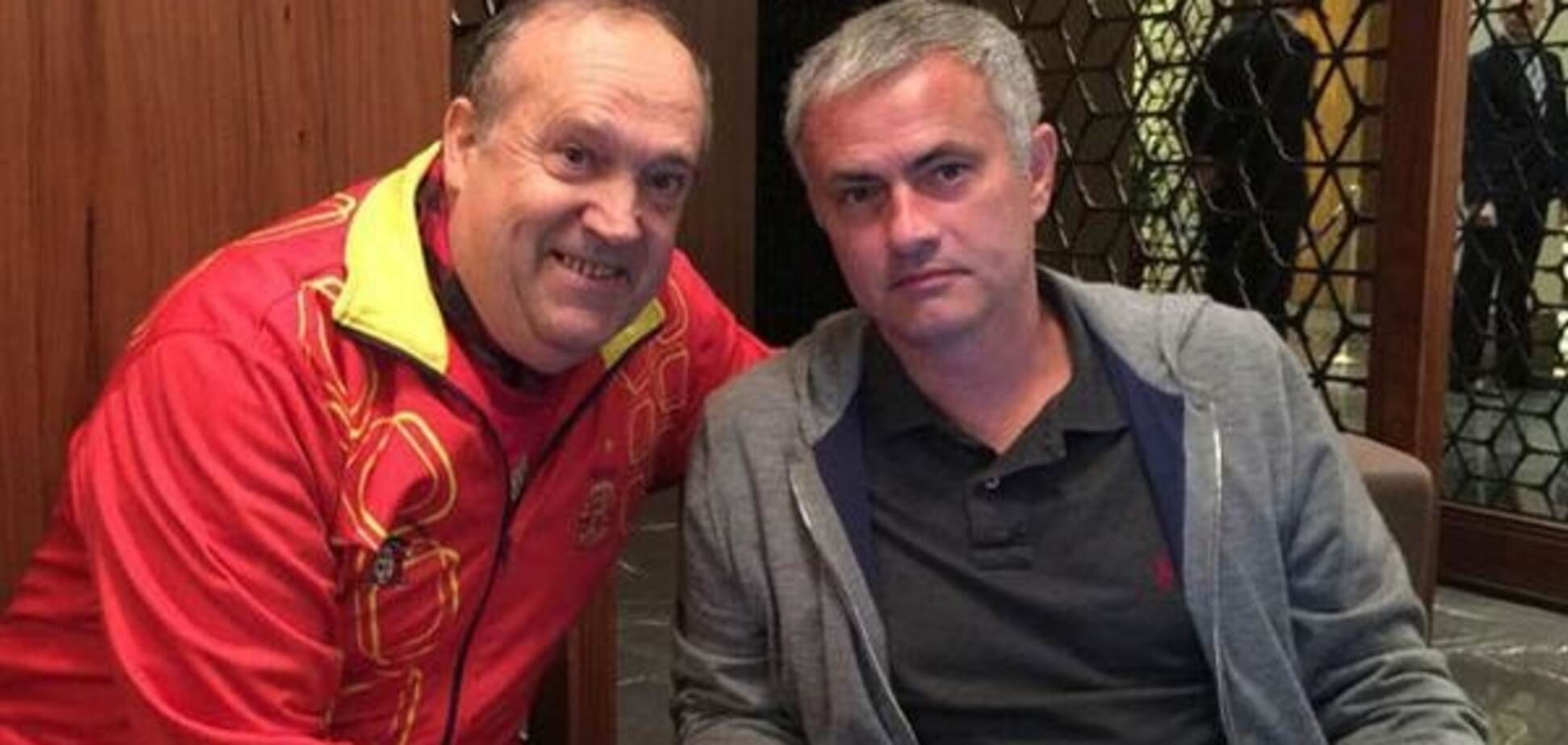 Появилась первая фотография Моуриньо в Киеве