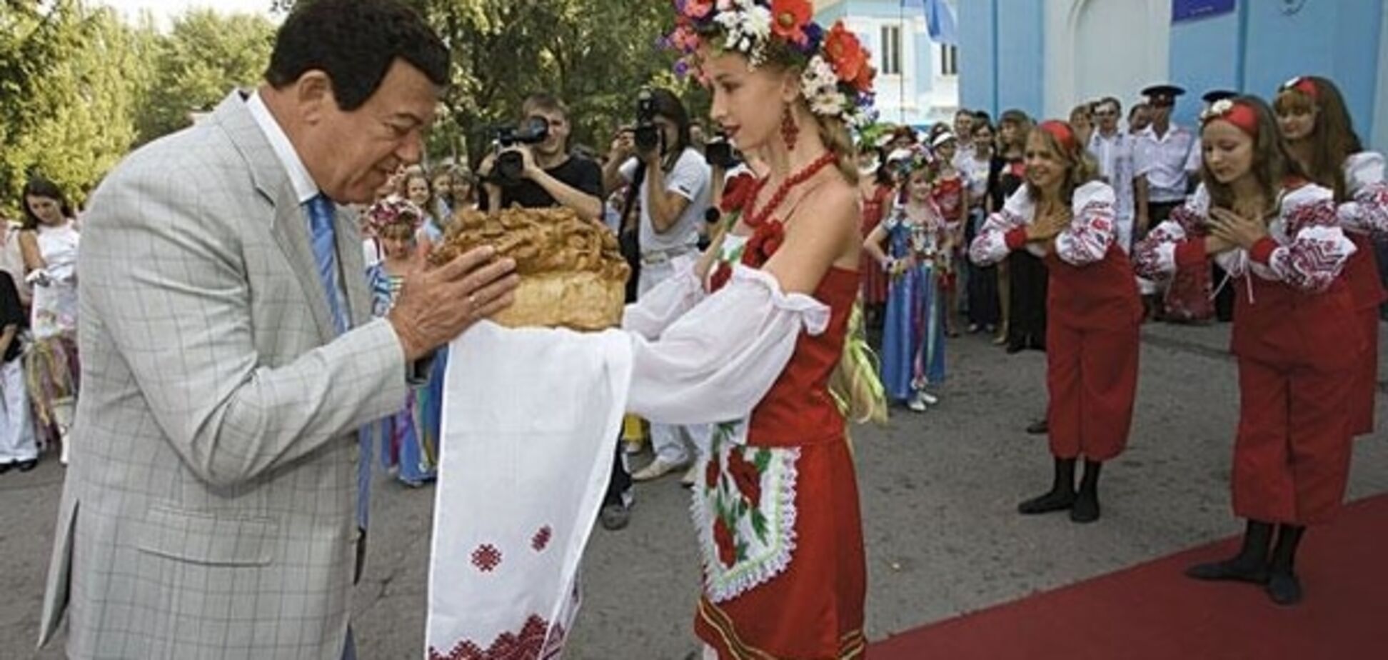 Родина Кобзона: что думают земляки о певце-сепаратисте