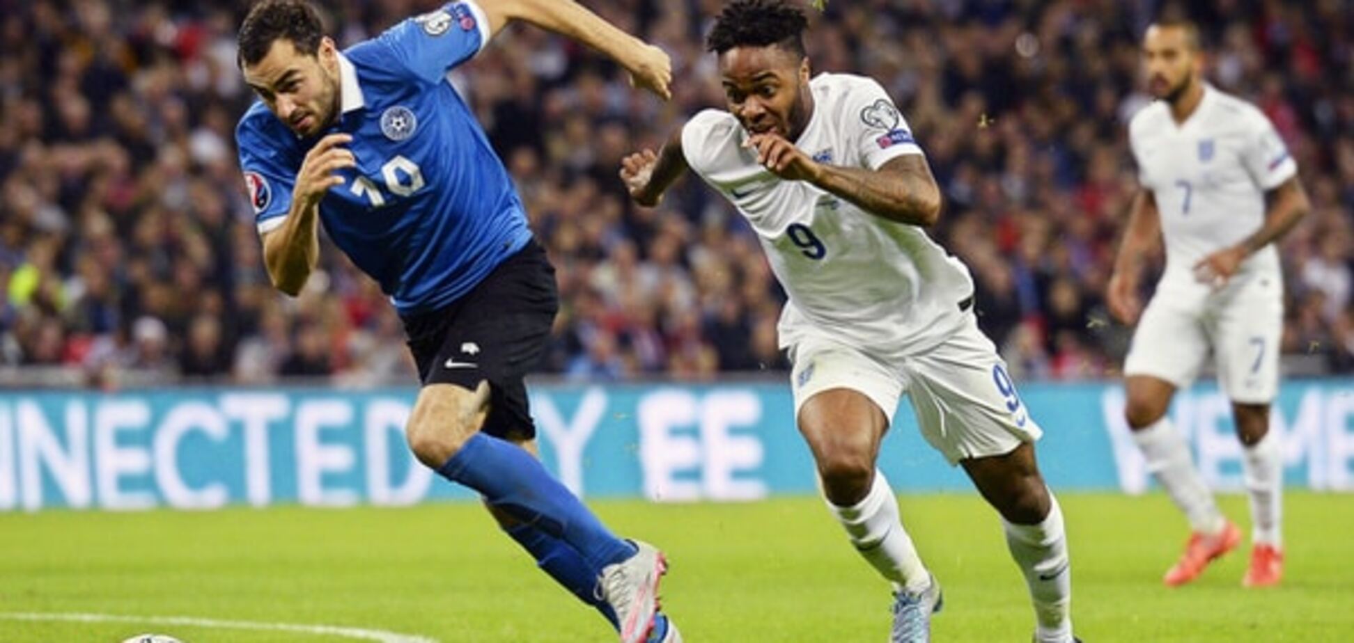 Евро-2016. Рекорд Англии, праздник России и другие результаты 12 октября