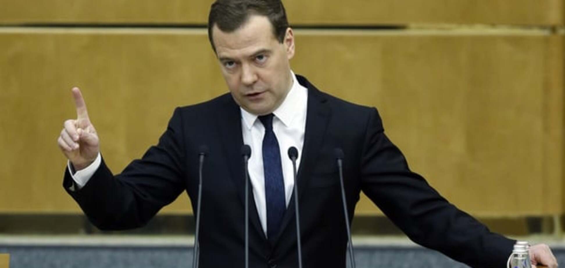 Путин назначил Медведева 'крайним' по Сирии