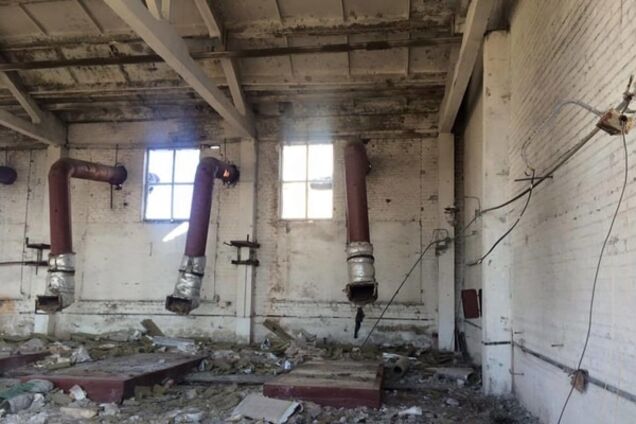 Донецькі реалії: в котельні біля аеропорту вирізали всі котли, фотофакт
