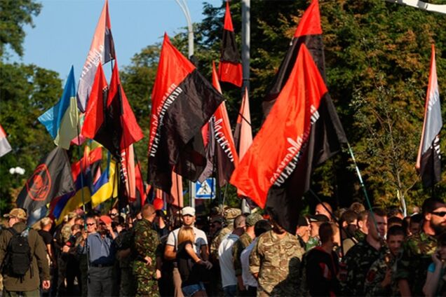 В Киеве 'Правый сектор' и 'Свобода' совершат поход на СИЗО