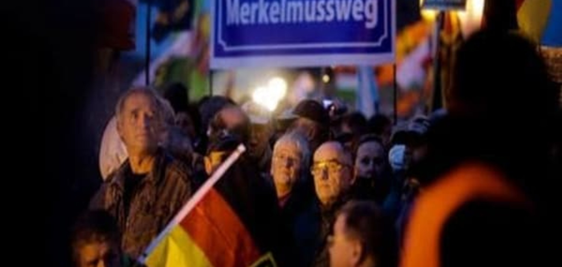 Сторонники движения Pegida: Меркель должна уйти