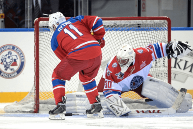 Российский хоккеист рассказал, как ему 'рекомендовали' играть против Путина