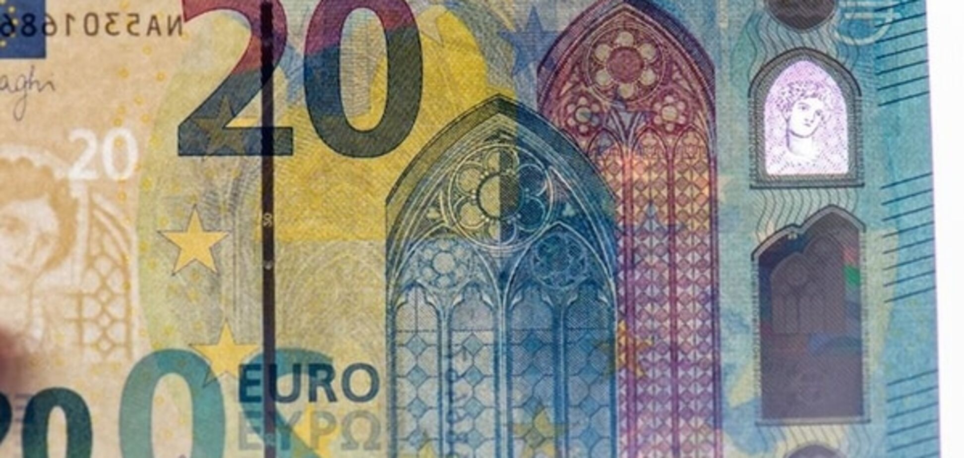ЕЦБ выпустит новый евро