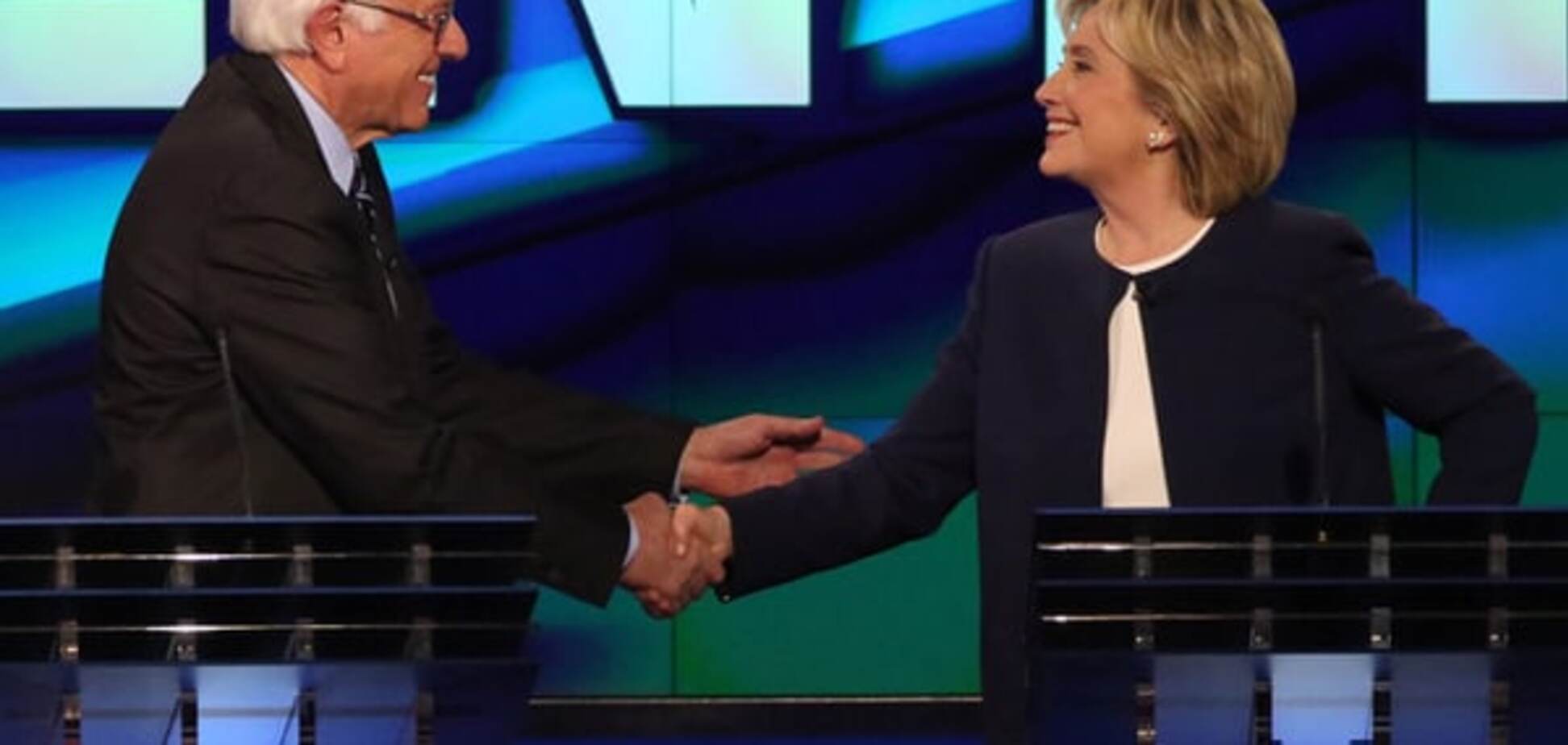 Сравнение демократов: Сандерс играет честно, но Клинтон бьет всех