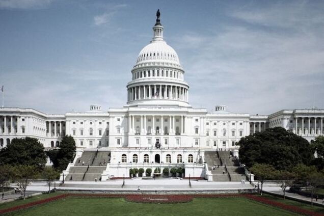 От ворот поворот: в США объяснили, почему отказались принять Медведева