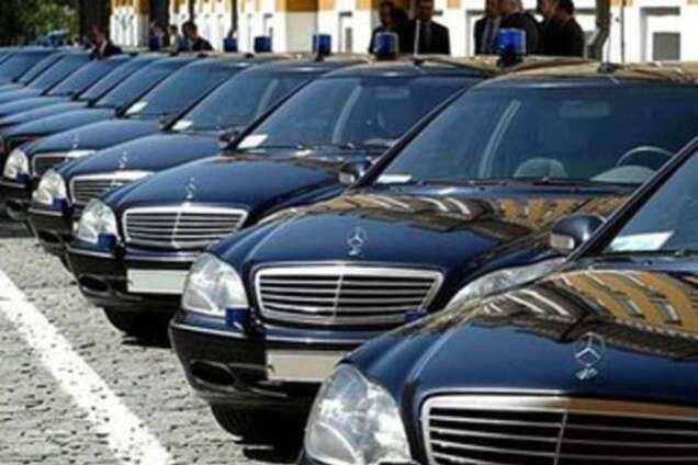 СБУ попыталась скрыть элитные автомобили своих сотрудников