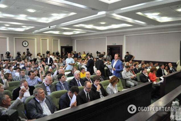 Выборы в столице: на попадание в Киевсовет претендуют семь партий