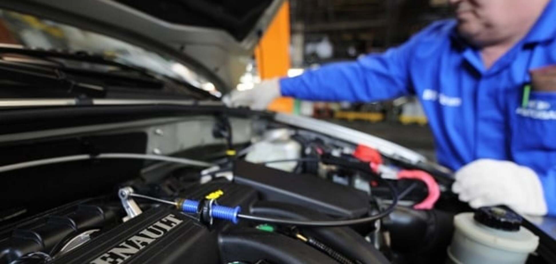 'АвтоВАЗ' опять остановил конвейер