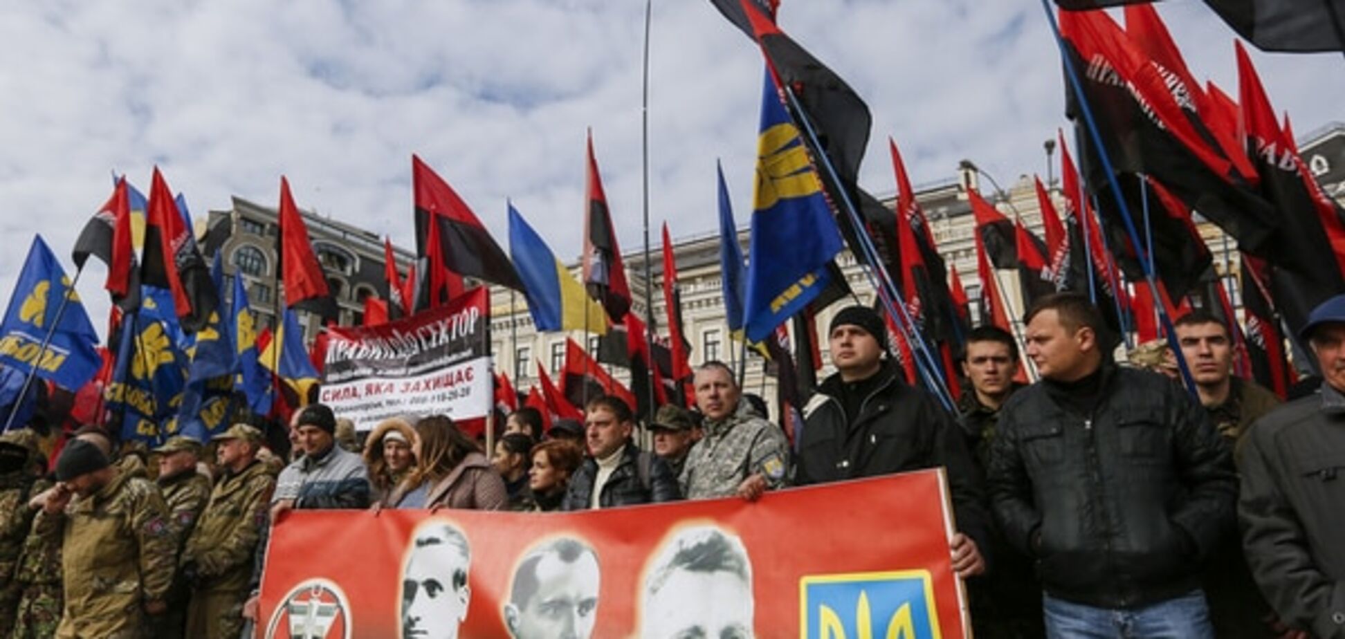 День защитника: Украина навсегда отошла от 'совковых' символов - Казарин