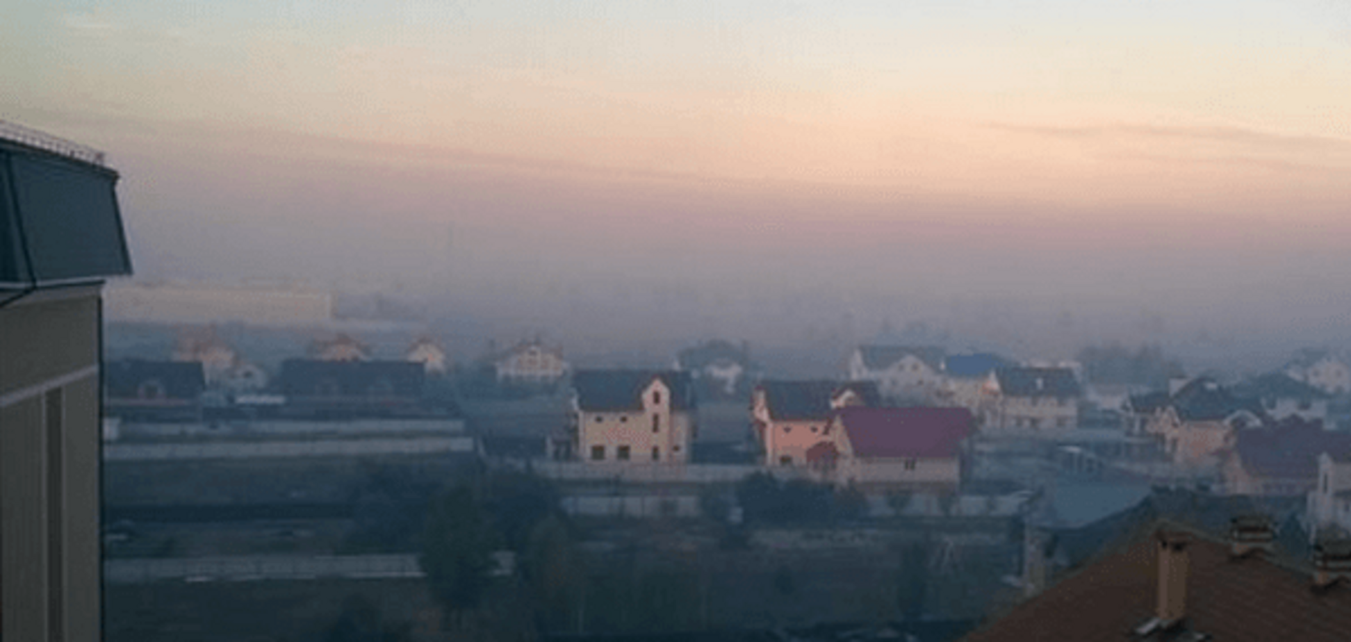 'Дымовая завеса' накрыла пригород Киева, людям нечем дышать