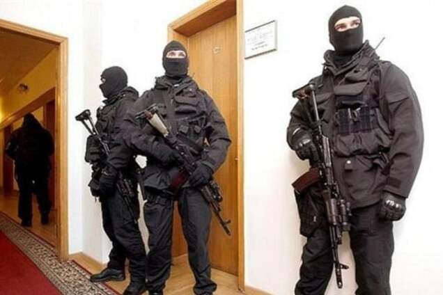 На Луганщине правоохранители разоблачили коррупционеров, наживавшихся на беженцах