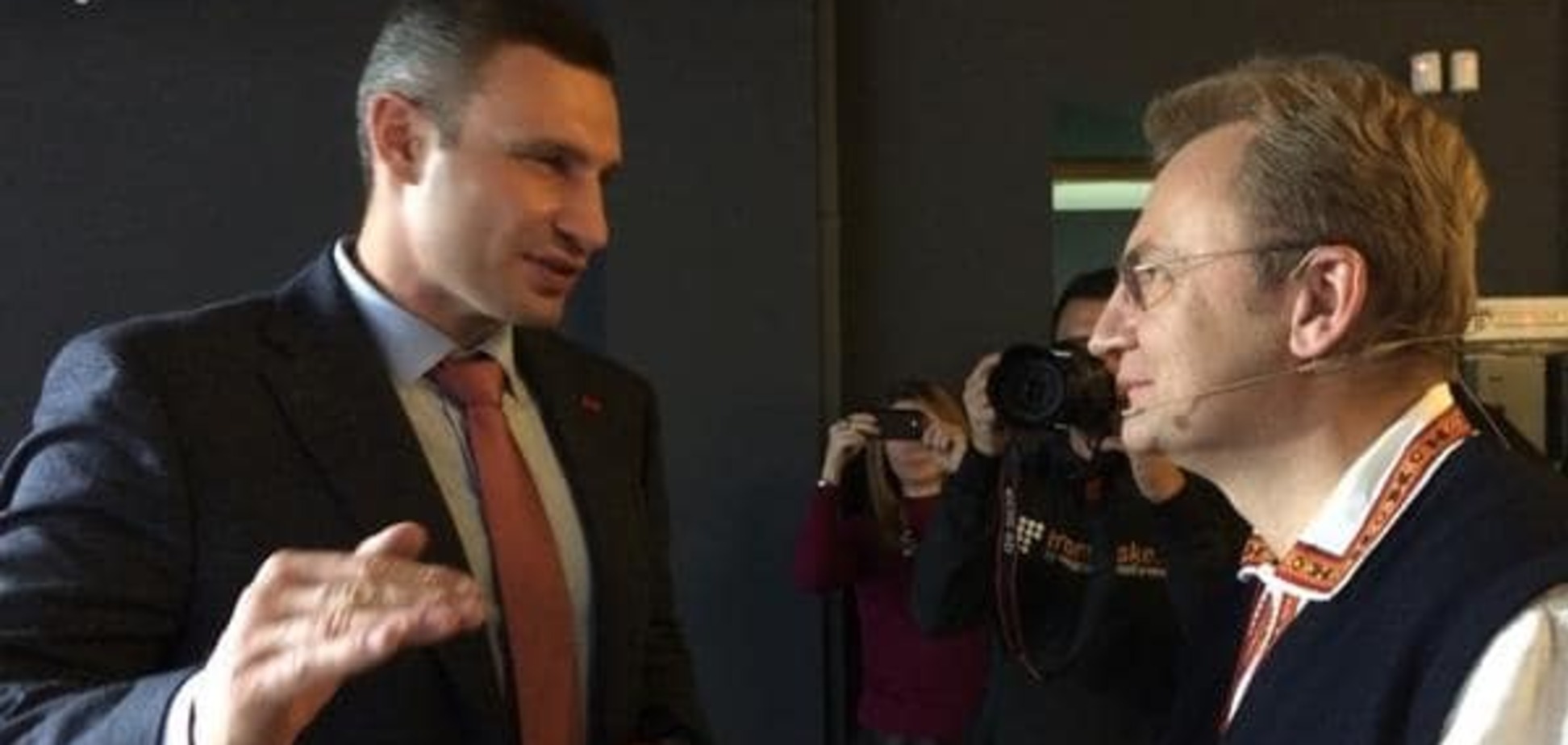 Волевой Кличко и уставший от реальности Садовый: физиономист проанализировал лица политиков