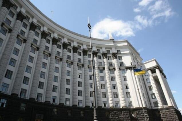 Попробуем помочь нашей власти