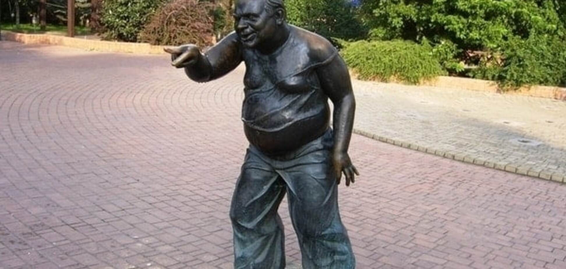 Говорухин порадовался, что памятник Леонову украли на металлолом