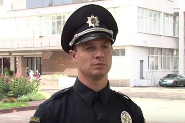 В Харькове жители заблокировали пьяного начальника полиции. Очевидцы опровергают