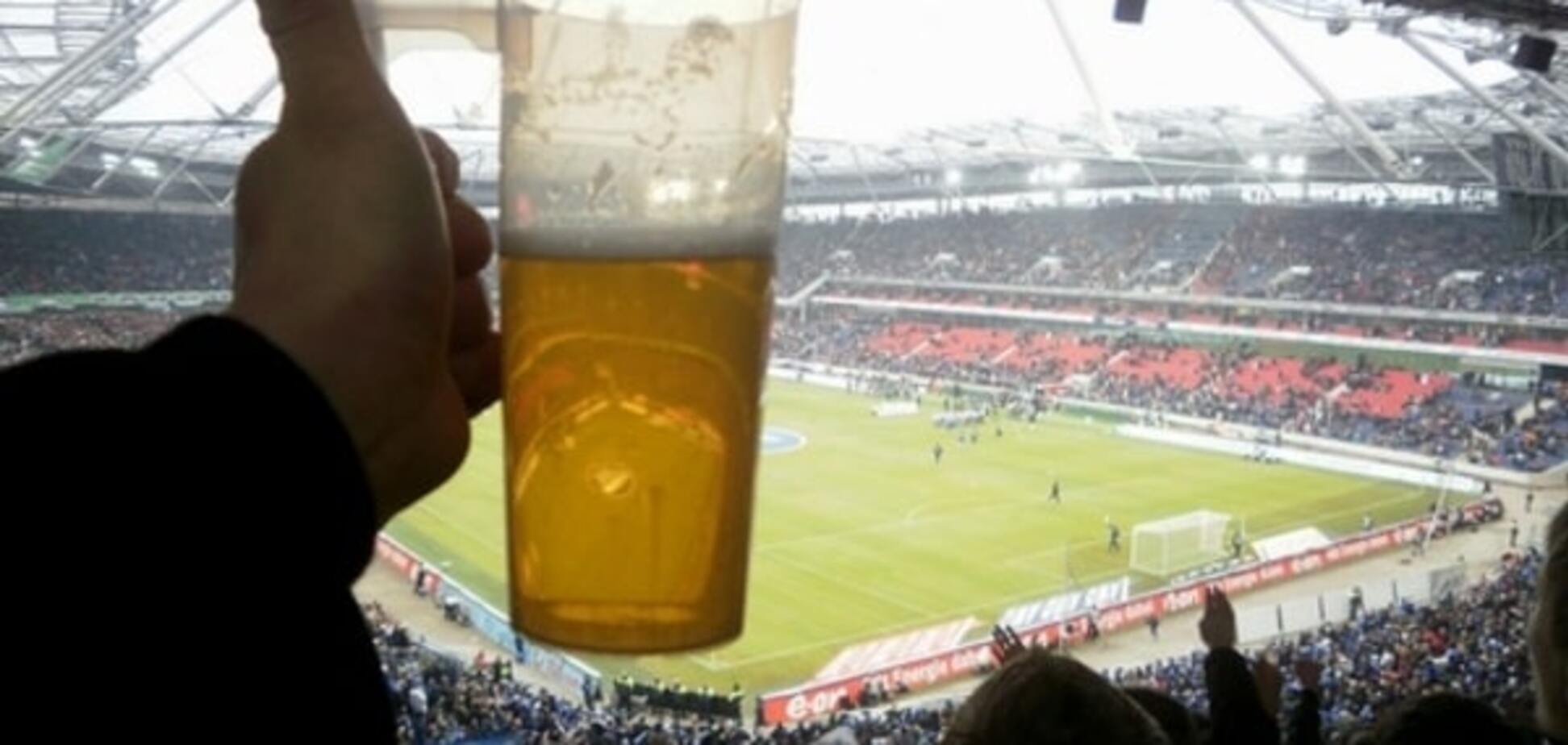 'Ми що, найрозумніші?': У Росії вимагають повернути пиво на стадіони