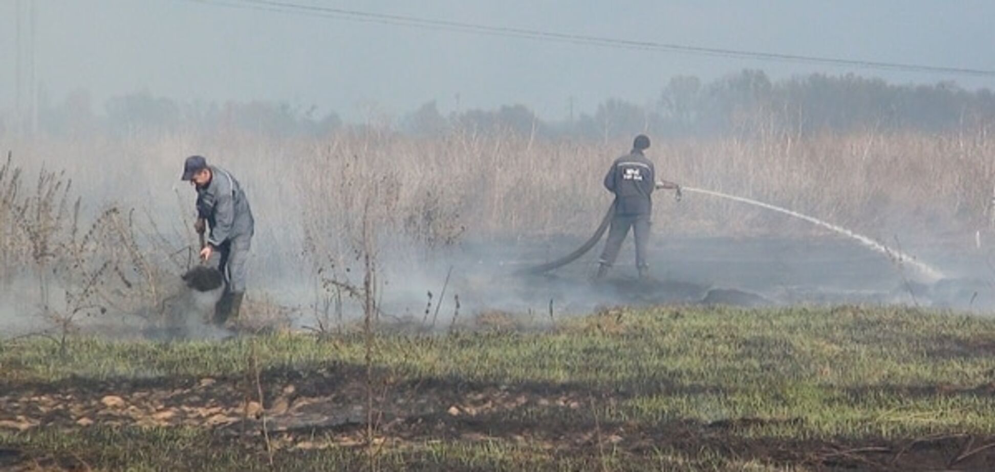 Торфяники на Киевщине могли загореться не случайно - спасатели