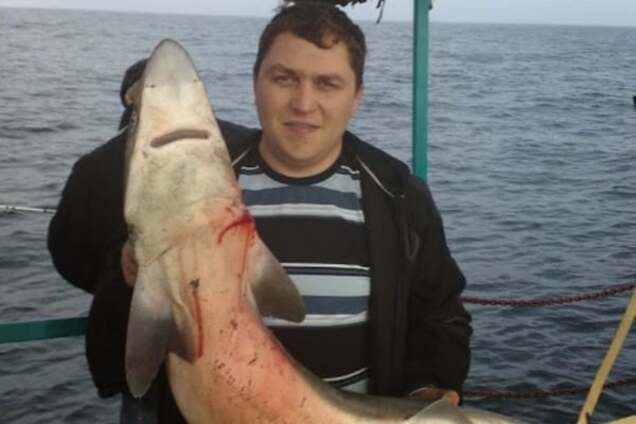 Катастрофа 'Іволги': капітан ходив на акулу і смажив на судні шашлики