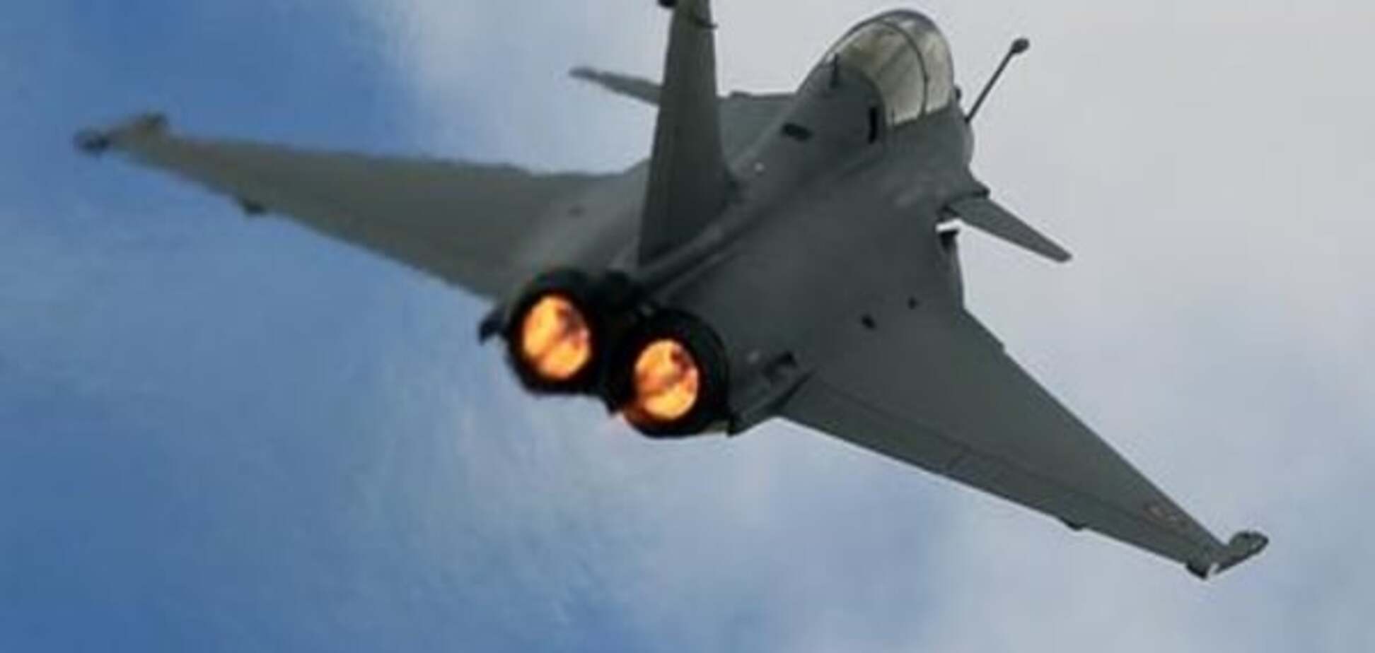 Париж заперечує участь літака ВПС Франції в інциденті з літаком голови Держдуми