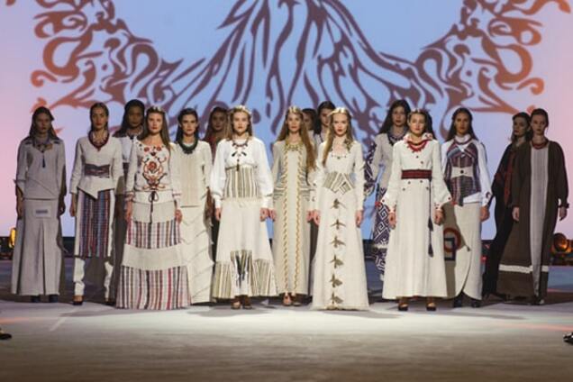 Это восторг: на Украинской неделе моды показали роскошные платья в национальном стиле