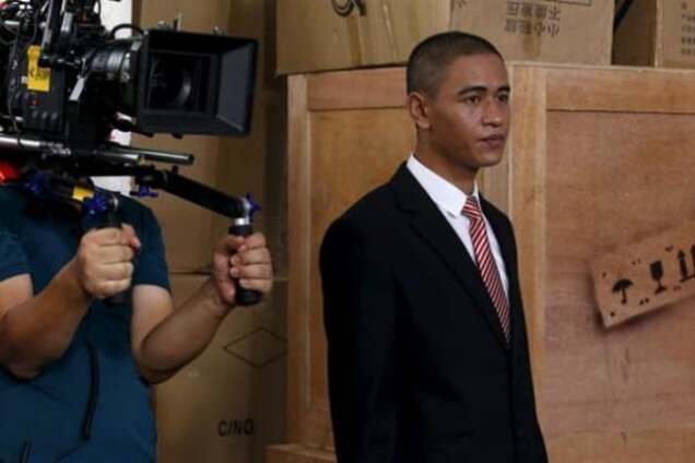 В Китае объявился двойник Обамы, зарабатывающий на сходстве тысячи долларов