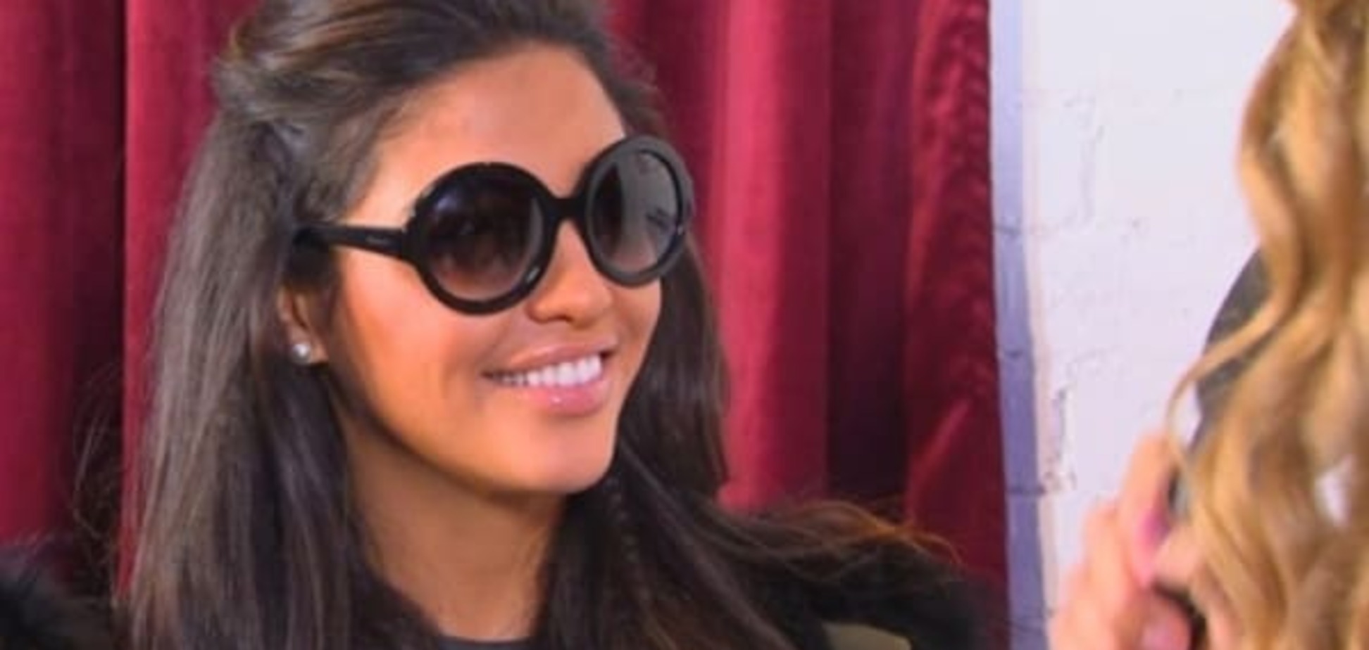 Димопулос заявила, что не уводила мужа из семьи