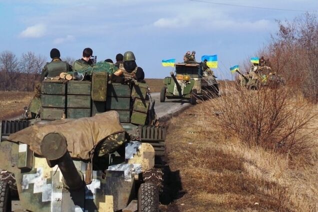 Силы АТО начали второй этап отвода вооружений