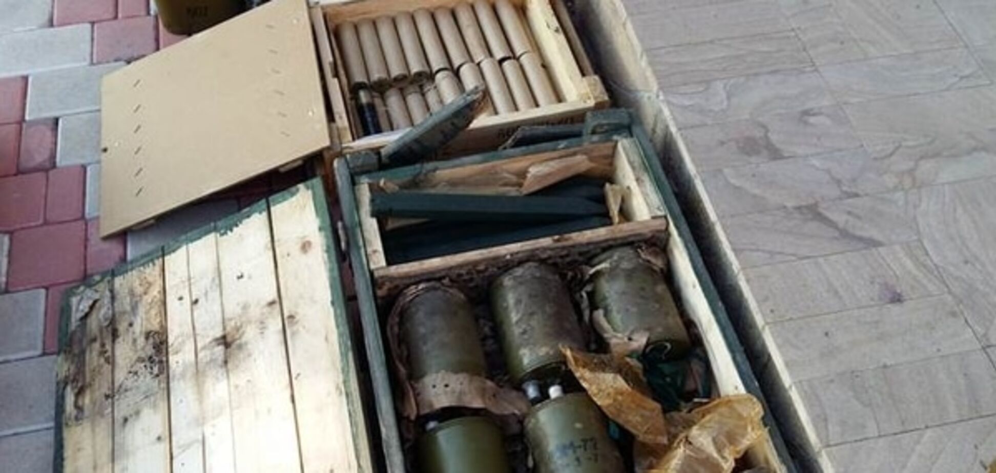 В Счастье СБУ нашла 'мины-жабы' и другое вооружение террористов