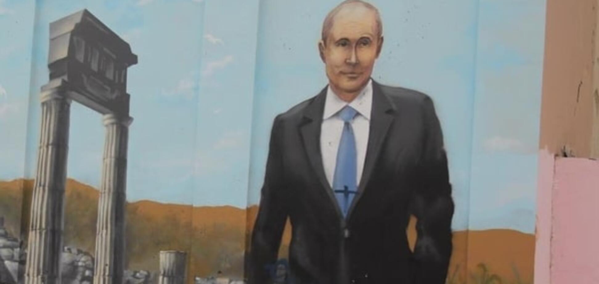 В оккупированной Керчи 'изуродовали' российских президентов: опубликованы фото