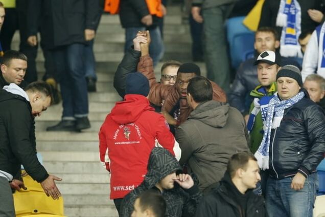 Драка на матче Динамо - Челси: темнокожие болельщики оказались киевлянами
