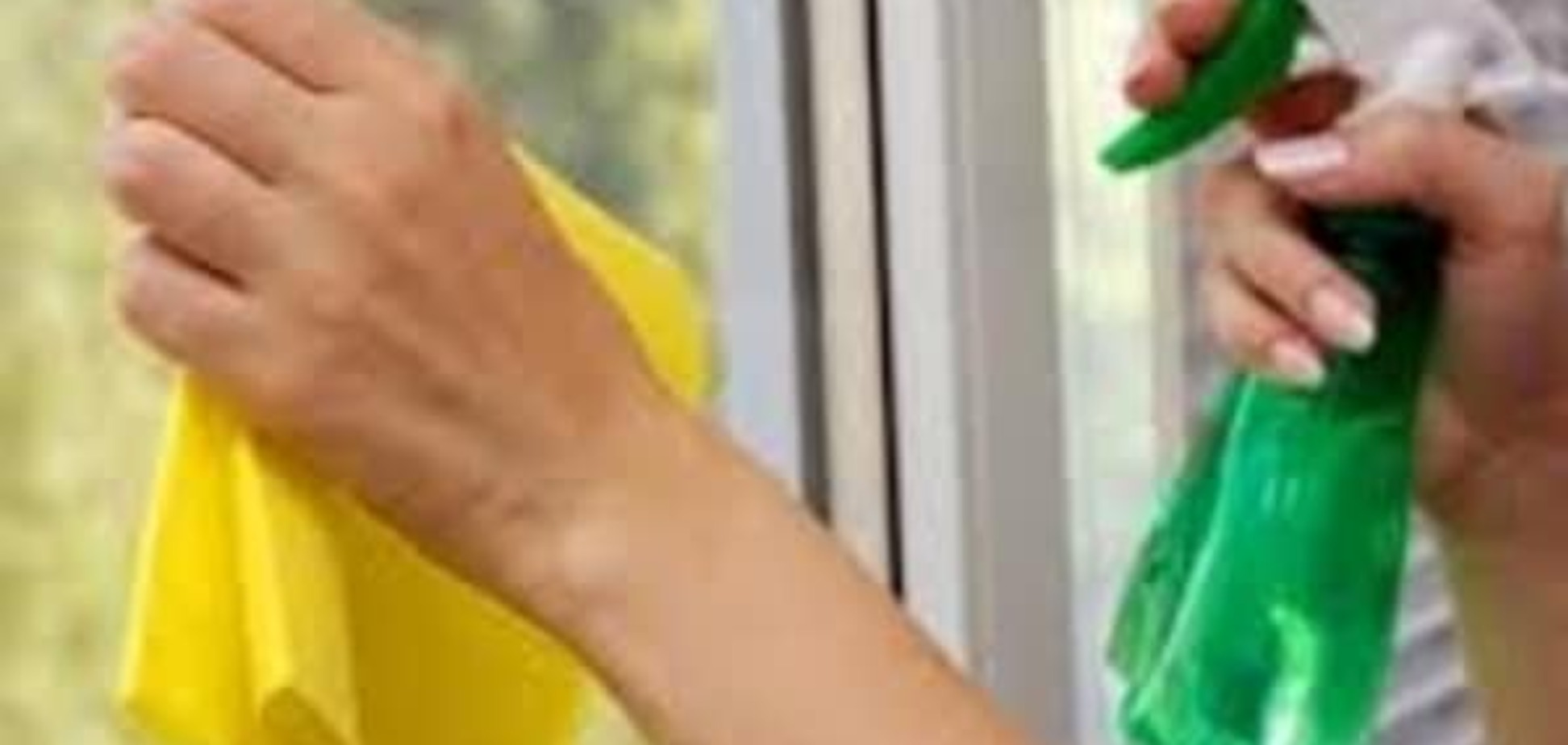 В Киеве окна покрылись сажей из-за смога - соцсети