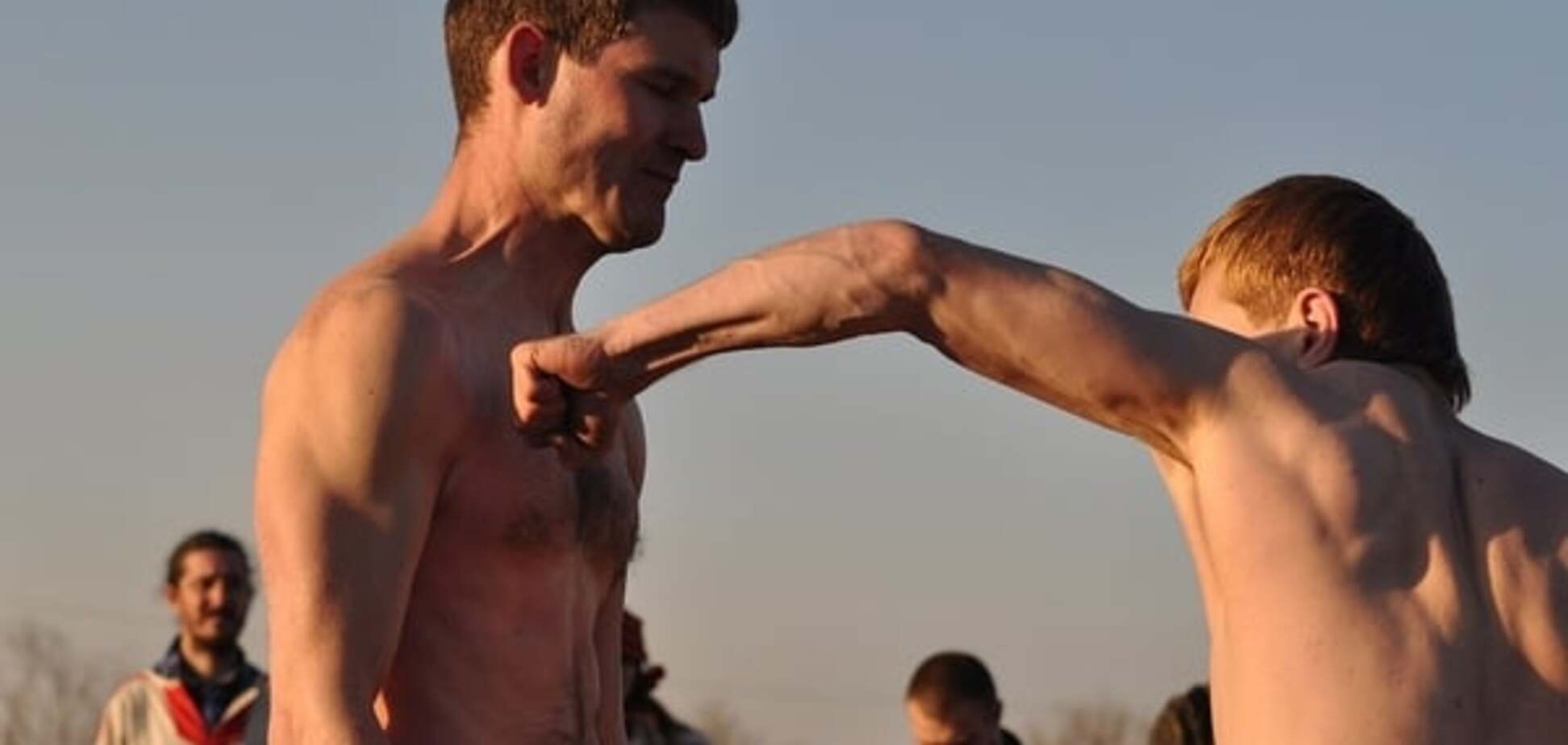 Ученые доказали важность уличных драк для эволюции человека