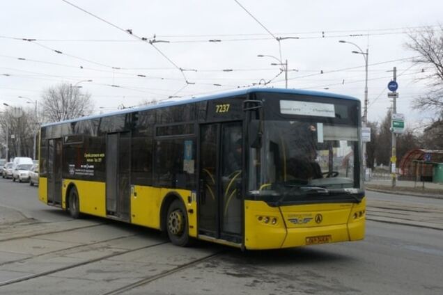 Із Троєщини на ж/д вокзал: у Києві пустять новий автобус
