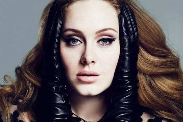 Адель порадовала поклонников клипом на сингл 'Hello'