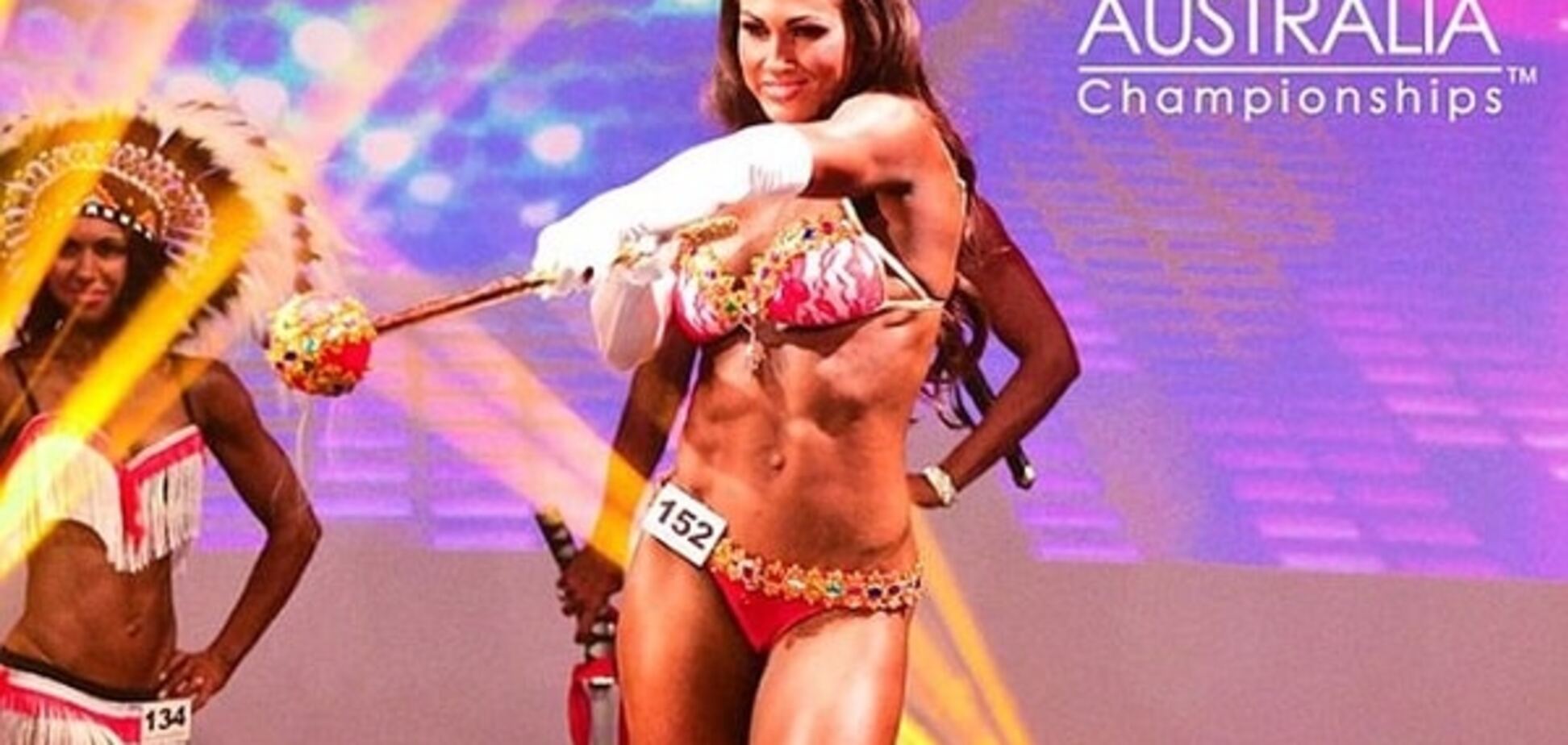 33-летняя мать троих детей за 16 недель превратила себя в фитнес-звезду Австралии