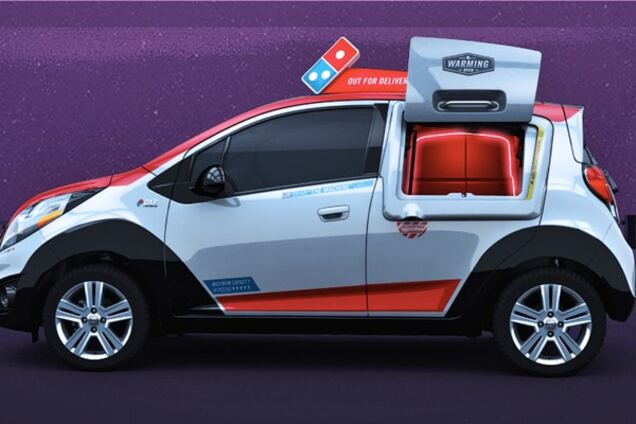 Создан идеальный пиццамобиль с духовкой в салоне