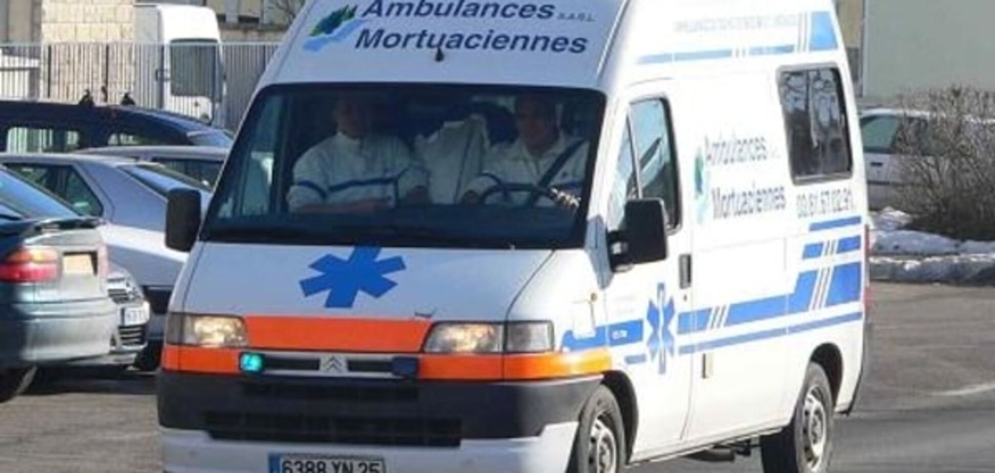 Во Франции столкнулись грузовик и автобус с пенсионерами: десятки погибших