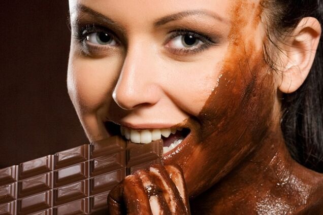 Как быстро убрать морщины: рецепт омолаживающей маски из шоколада