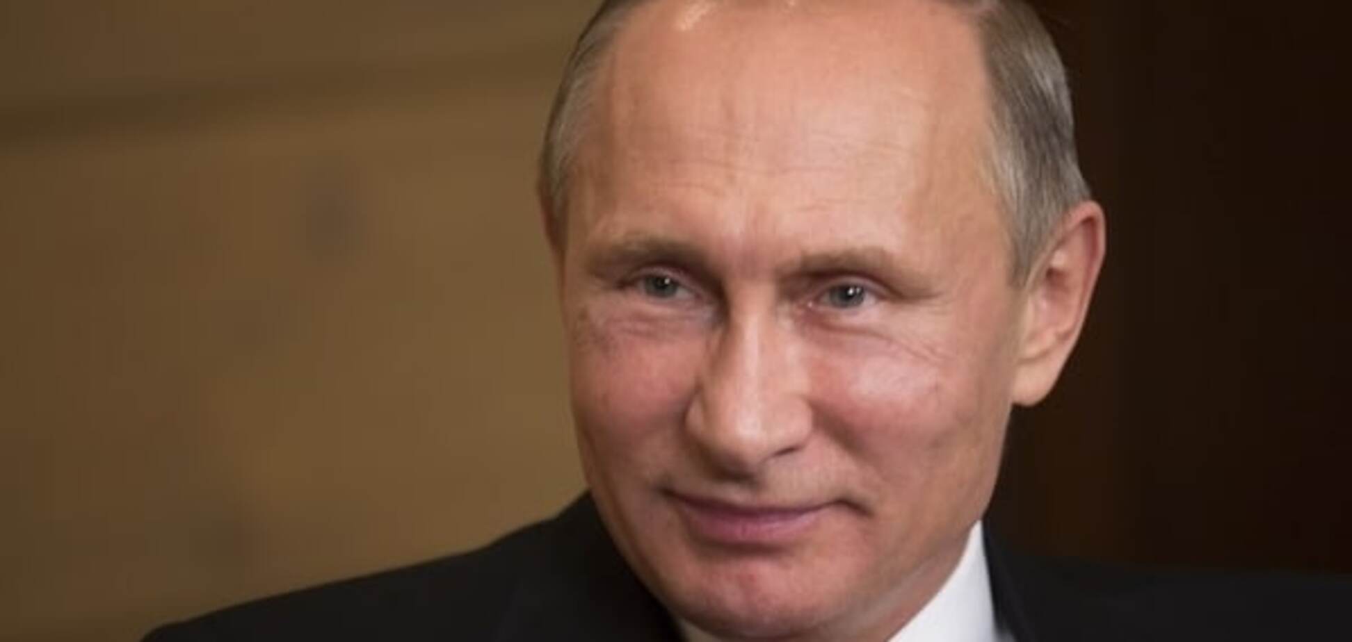 Видать, хорошая трава: Путин назвал себя голубем и помахал 'крыльями'