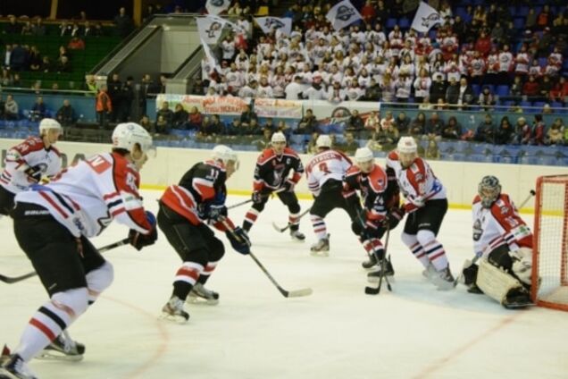 'Донбассу' не удалось второй раз обыграть 'Дженералз' на выезде