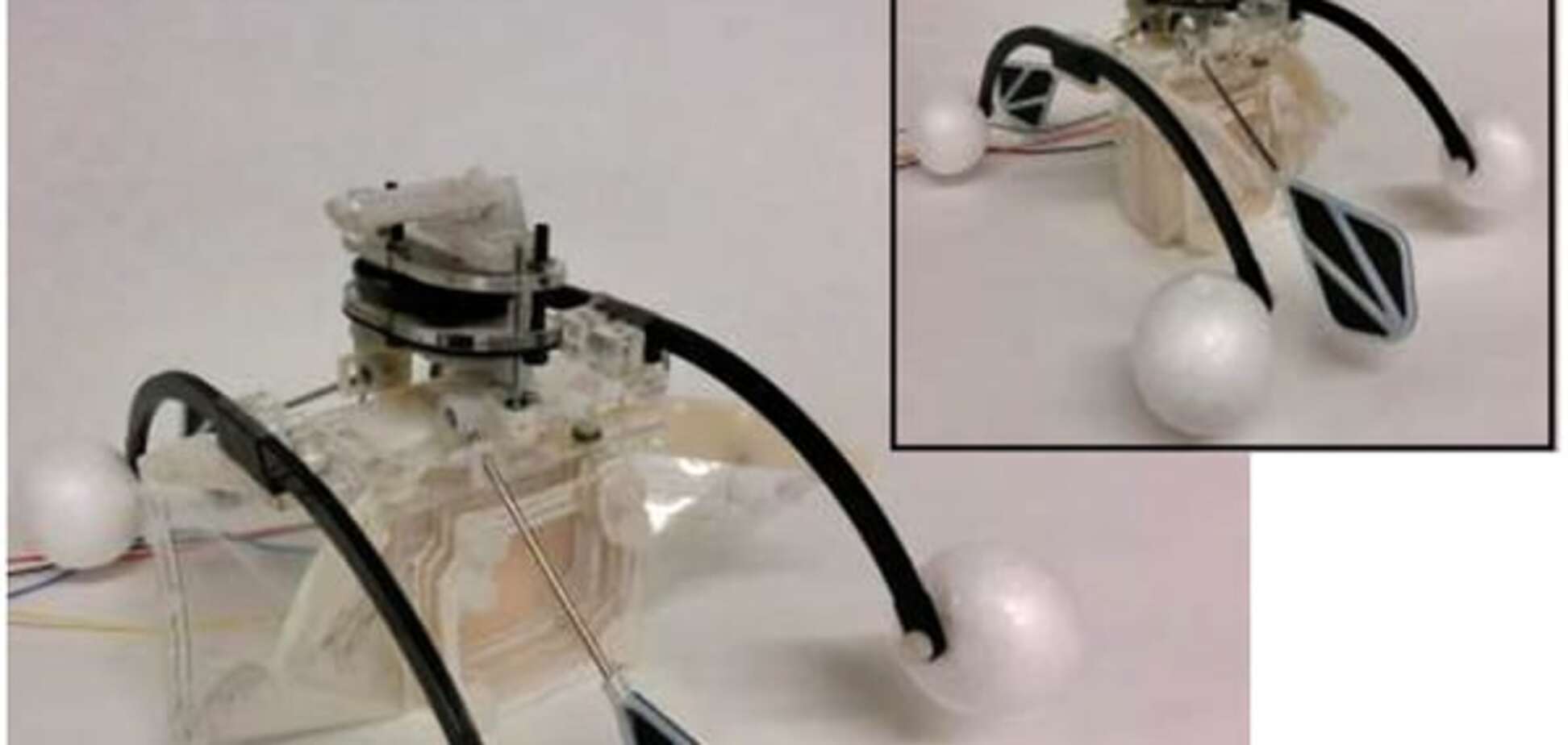 Почти вечный двигатель: ученые создали робота, добывающего себе энергию из воды