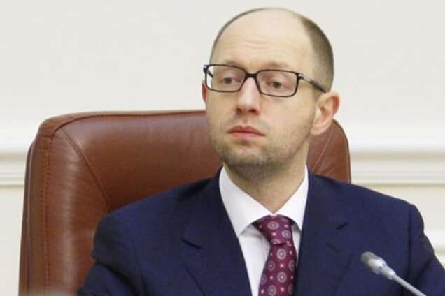 Яценюк выдает желаемое за действительное, т.е. лжет