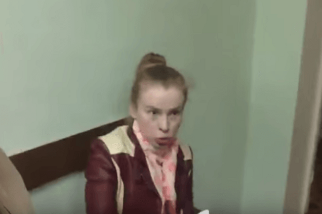 В Житомире девушка угрожала на выборах стриптизом из-за фейковых бюллетеней: видеофакт