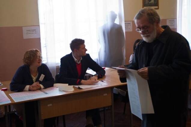 На выборах в Киеве с большим отрывом лидирует Кличко: экзит-полл от Комитета избирателей Украины