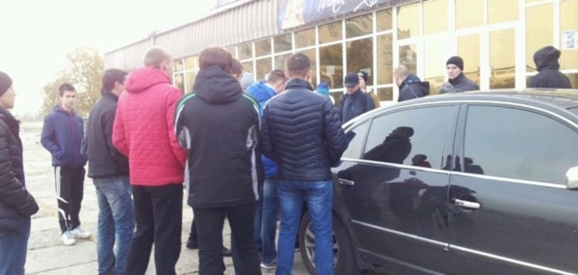 В Северодонецке на участки под видом прессы явились 'титушки': опубликованы фото