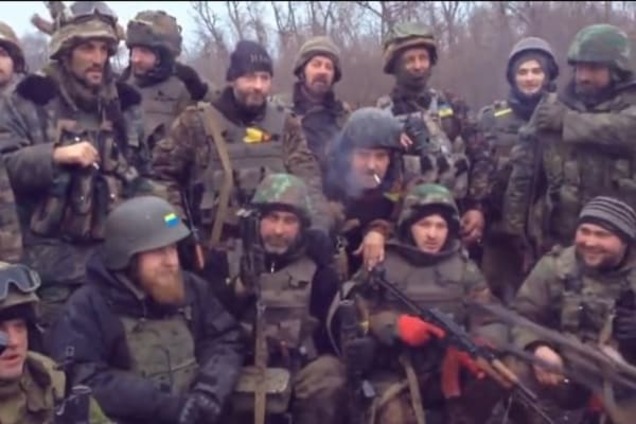 В Сети показали, как украинские воины выходили из окружения под Дебальцево: видеофакт