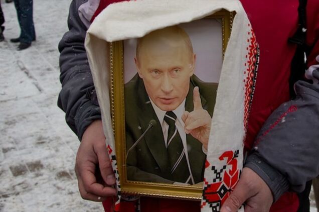 В России обнародовано обращение к РПЦ с призывом канонизировать Путина